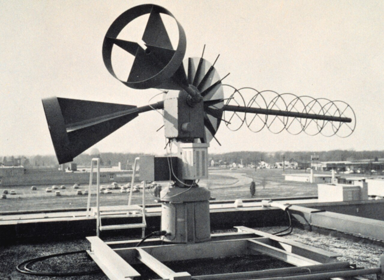 Real-world photo of a Axial-Mode Helical in use