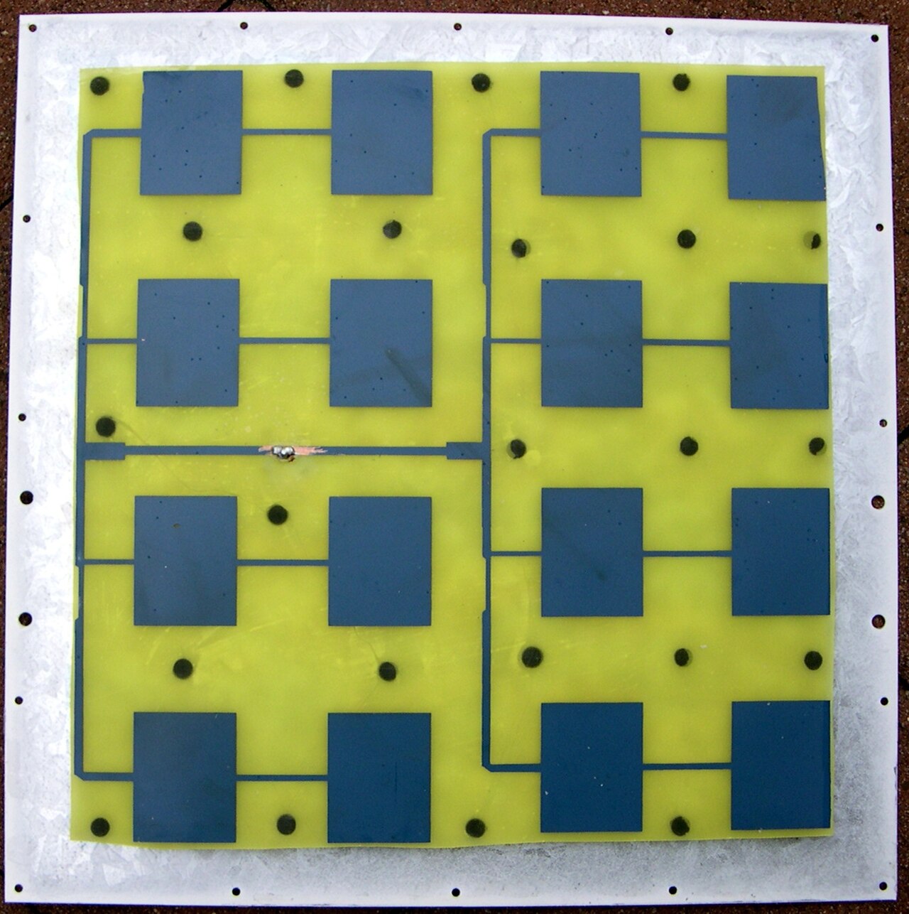 Real-world photo of a Microstrip Patch in use